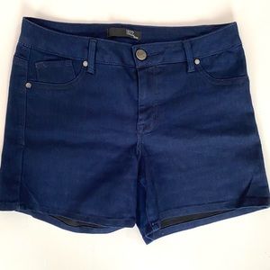 SALE $15 | 1822 Denim Navy Blue Shorts